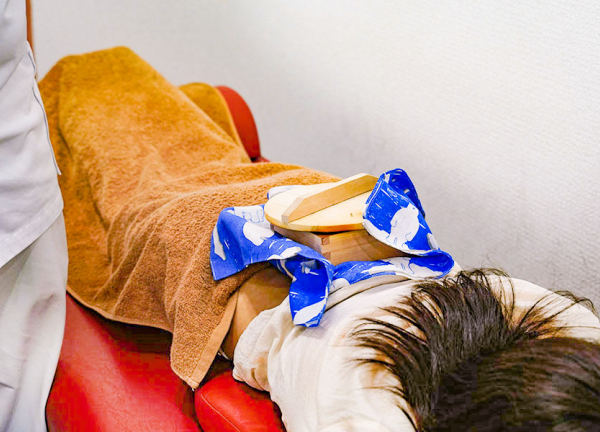 心身堂鍼灸接骨院・整体院　守山院(間接灸で身体を温めます。)