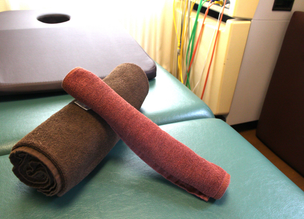 チョウ接骨院(いつも清潔なタオルをご用意しております。)