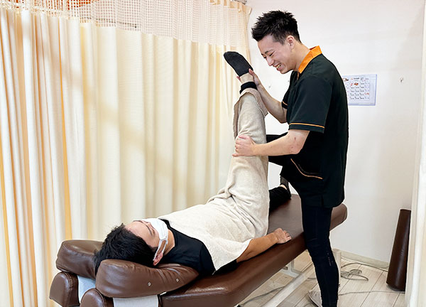 くまのみ整骨院　蓮田駅前院【鍼灸】(身体の土台である骨盤を整えます◎)