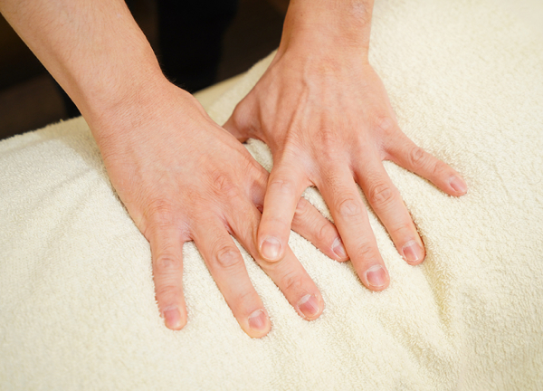 古淵あおば整骨院はりきゅう院(つらい腰痛の解消を目指します。)