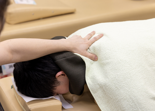 琴似あおば鍼灸整骨院(つらい肩こりの解消を目指します。)