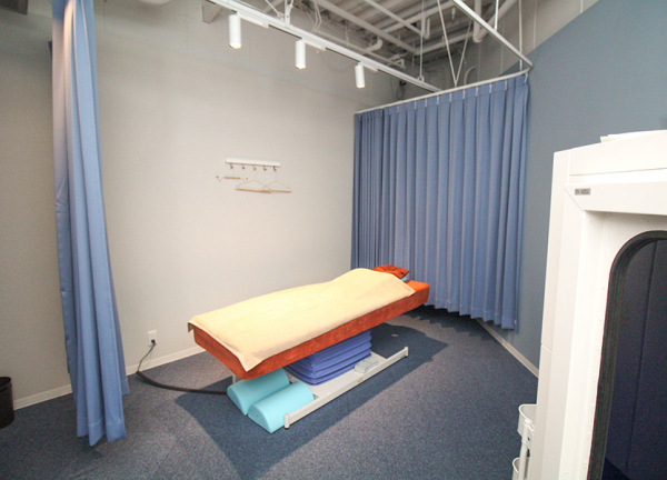 お台場ウェルケア鍼灸院(施術室です。)