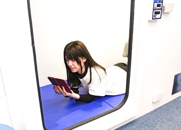 お台場ウェルケア鍼灸院(酸素カプセルで体内に酸素を取り込みます。)