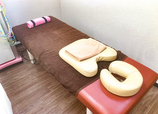 もみいはりきゅう整骨院(施術中はカーテンで仕切っています。)