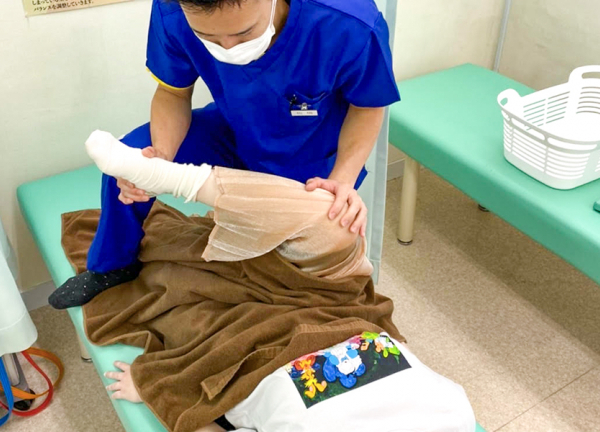 中央林間駅前接骨院(骨盤調整を行います。)