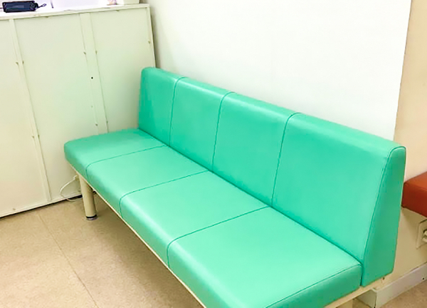 中央林間駅前接骨院(待合室です)