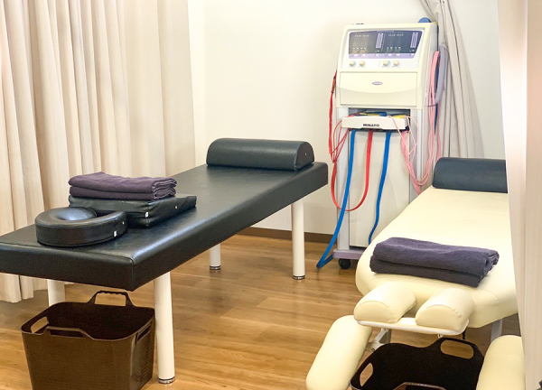 椎名町北口鍼灸接骨院(施術ベッドです。)