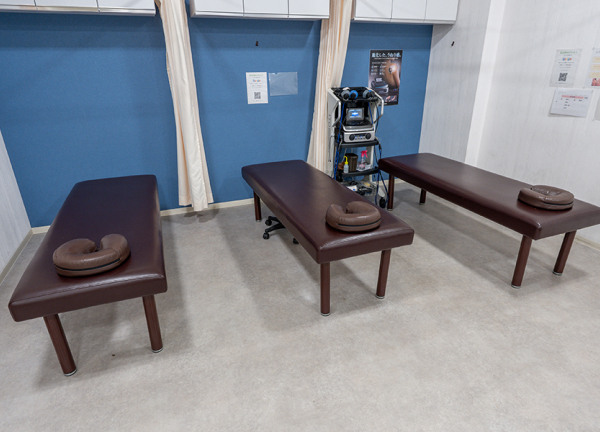 ベアーズ接骨院・鍼灸院　東松山店(施術ベッドです。)