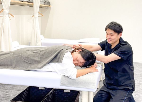 文の里駅前整骨院　阿倍野区院【鍼灸】(つらい肩こりを緩和します。)