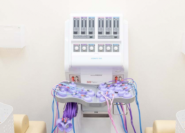 栄町あおば整骨院(施術機器です)