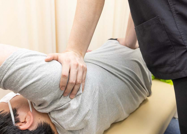 栄町あおば整骨院(正しい姿勢へ導きます。)