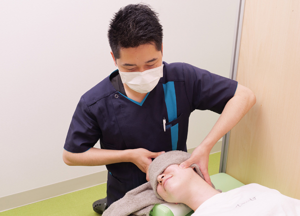 ＮＯＭＯＫＯＴＳＵ鍼灸整骨院　松原商店街院(身体に負担をかけない調整です。)