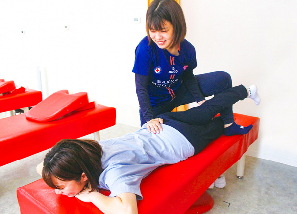 さくらメディネス整骨院　ＪＲ尼崎院【鍼灸】(身体のゆがみを整えます。)