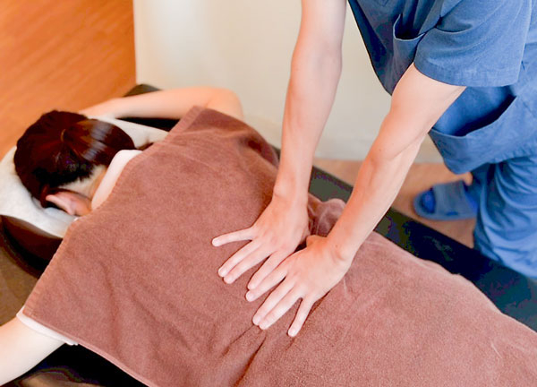 ピグマリオン整骨院(施術①)