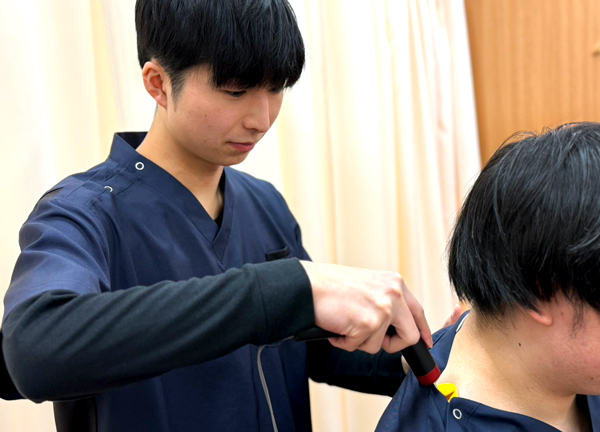あい鍼灸整骨院　仙台幸町院(施術機器を使用した施術もおこなっております。)