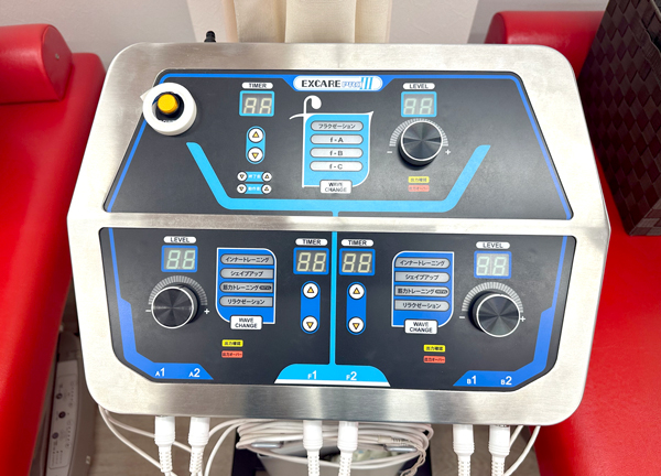 こころ整体院　札幌ノルベサ院(電気による刺激で硬くなったお身体をほぐします。)