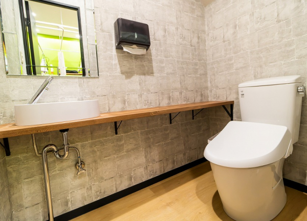 浜田山駅の接骨院・はり灸院(おトイレも清潔に保たれております。)