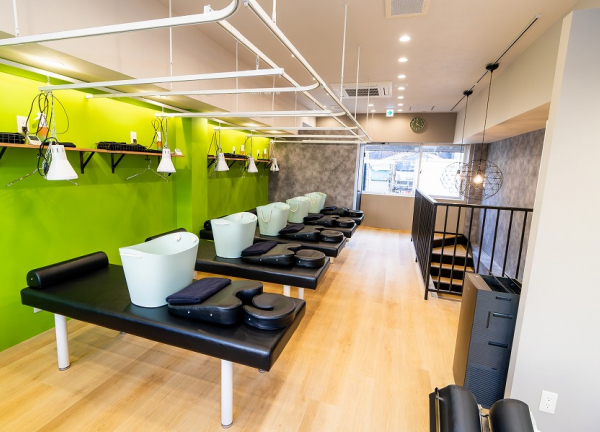 浜田山駅の接骨院・はり灸院(二階も開放的な施術室です。)