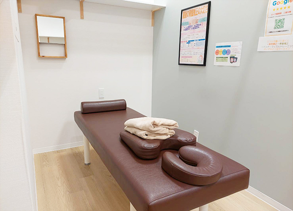 リーフ整骨院　二俣川院(個室での施術もおこなっています)