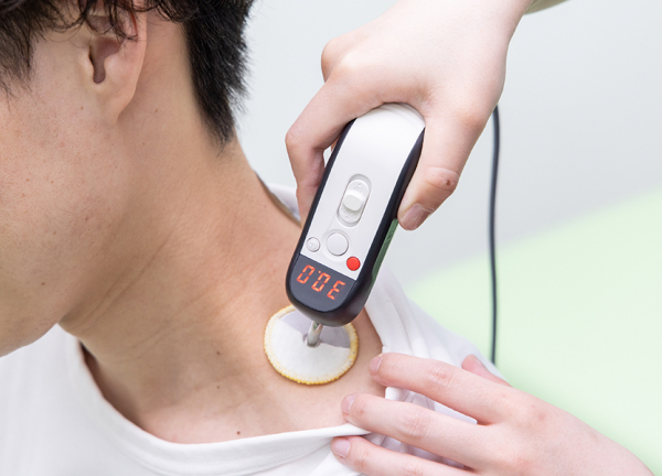 ＮＯＭＯＫＯＴＳＵ鍼灸整骨院　よこはまばし院(ハイボルテージで痛みの緩和を目指します。)