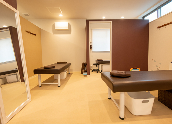 越谷イルソーレ整骨院(施術室です。)