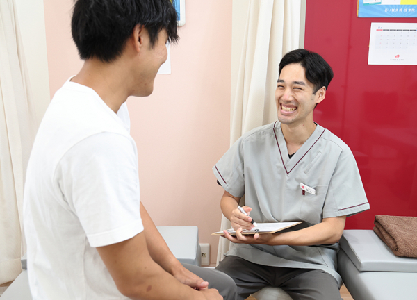 あい鍼灸院・接骨院　堺筋本町院(丁寧なカウンセリングでお悩みをヒアリングいたします)