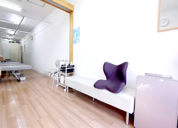 あい鍼灸院・接骨院　谷９院(待合室です。)