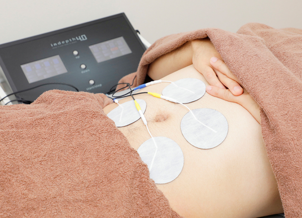 あい鍼灸院・接骨院　笹塚駅院(EMSで体幹を鍛えます。)