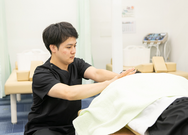 湘南台あおば接骨院はりきゅう院(つらい肩こりの解消を目指します。)