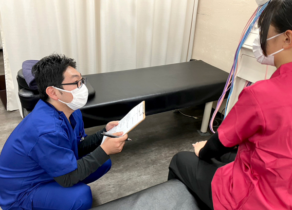 西浦和駅前鍼灸接骨院(お悩みを丁寧にヒアリングします。)