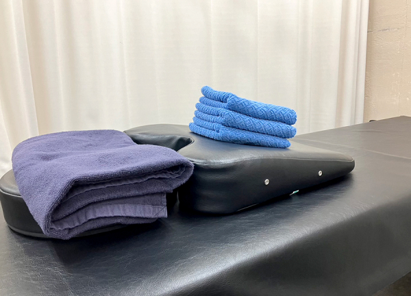 西浦和駅前鍼灸接骨院(施術には清潔なタオルを使用しています。)