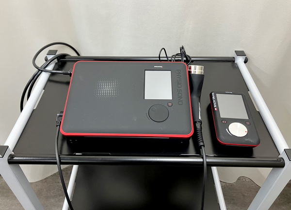 西浦和駅前鍼灸接骨院(施術機器を使用した施術もご用意しています。)