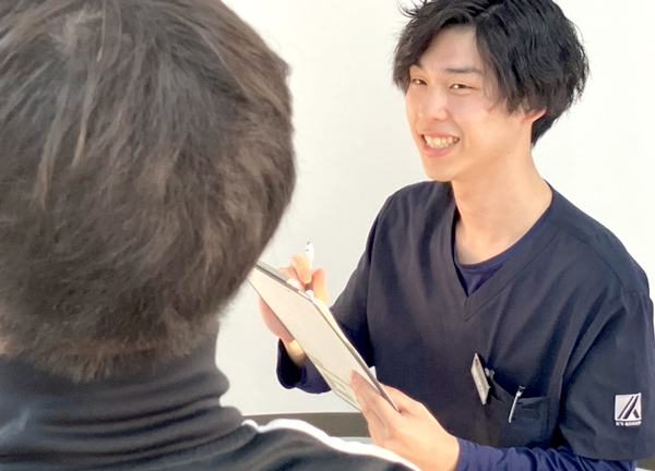 千歳駅南接骨院(施術前には丁寧にカウンセリグいたします。)