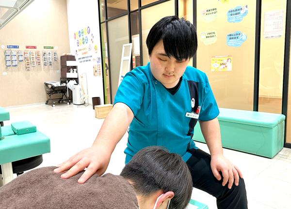 こころ整骨院　ラソラ札幌院(気になる箇所へアプローチしていきます。)
