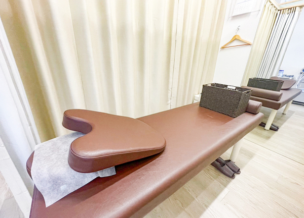 高座渋谷駅鍼灸院・整骨院(施術ベッドです。)