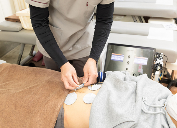 寝ながら筋力強化が目指せます。