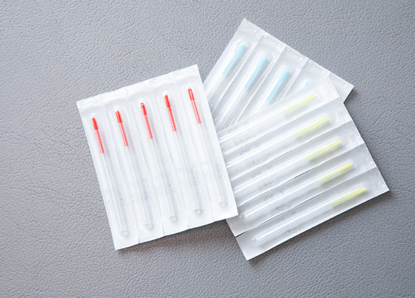 あい鍼灸院・接骨院　ホワイティ梅田院(鍼はディスポーザブル(使い捨て)を使用しています。)