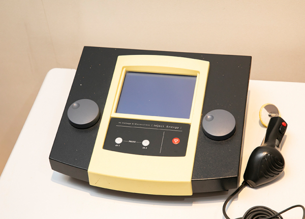 あい鍼灸院・接骨院　心斎橋院(ハイボルテージです。)