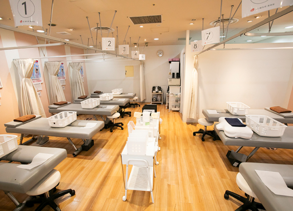 あい鍼灸院・接骨院　心斎橋院(施術室です。)