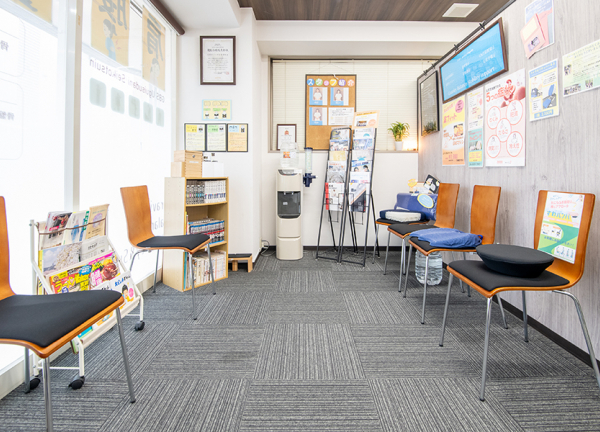 ＧＢＳうぐいす谷整骨院(待合室です。)