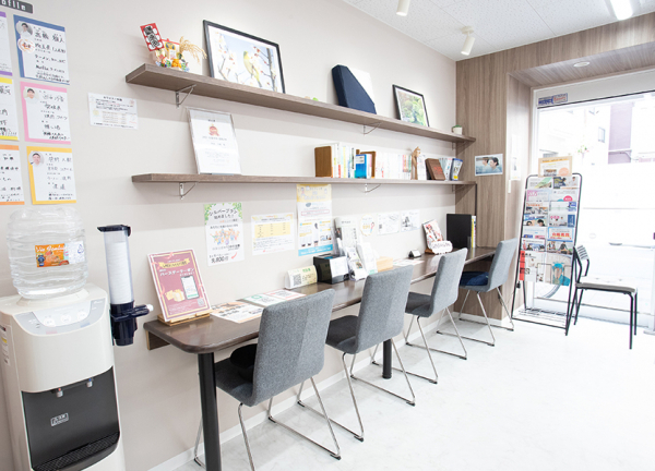 ＧＢＳ巣鴨地蔵通り整骨院・鍼灸院　筋膜整体院(待合室です。)