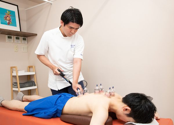 ＧＢＳ巣鴨地蔵通り整骨院・鍼灸院　筋膜整体院(カッピングで疲労や不眠、肌荒れの改善を目指します。)