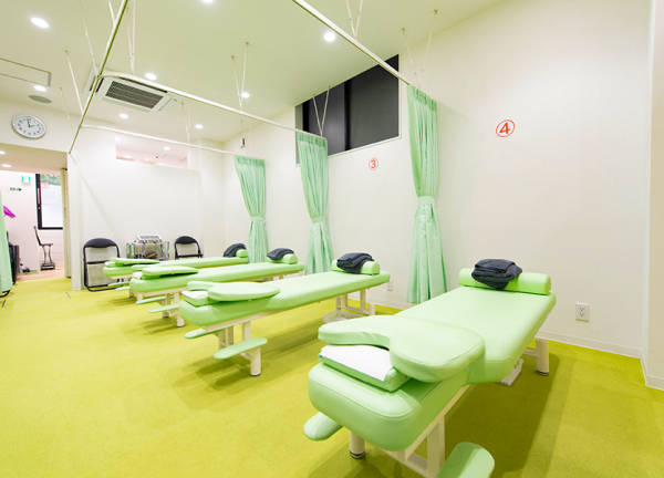 ＮＯＭＯＫＯＴＳＵ鍼灸・整骨院　赤羽スズラン通り院(施術室です。)