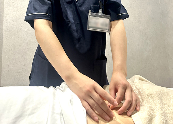 ＧＲＯＷＵＰ鍼灸整骨院　烏丸御池(鍼による施術でお身体をほぐしていきます。)