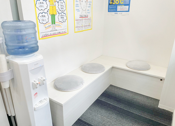 リバイブ鍼灸・接骨院　旗の台院(待合室です。)