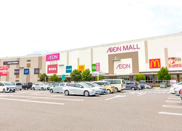 こころ整骨院　イオンモール浦和美園院(浦和美園駅から徒歩9分。お車でお越しの方には駐車場も完備しています。)