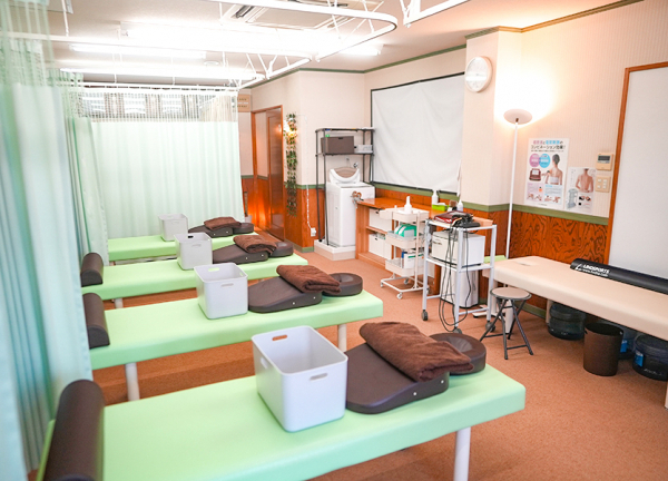 あかつき接骨院　狭山ヶ丘院(施術室です。)