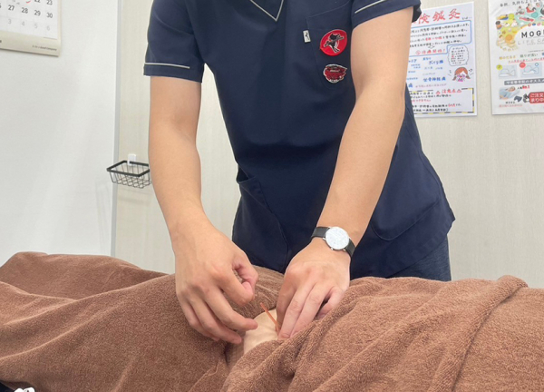 甲斐整骨院　鹿児島天文館院【鍼灸】(鍼灸の力で本来持っている力を引き出します。)