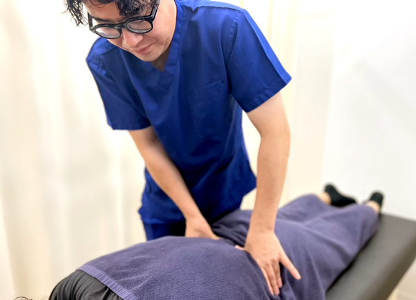 糟屋新宮中央駅前鍼灸接骨院(つらい腰痛を緩和いたします。)