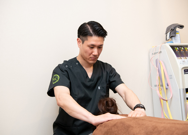 御殿山トラストタワー整骨院(つらい肩こりの解消を目指します。)